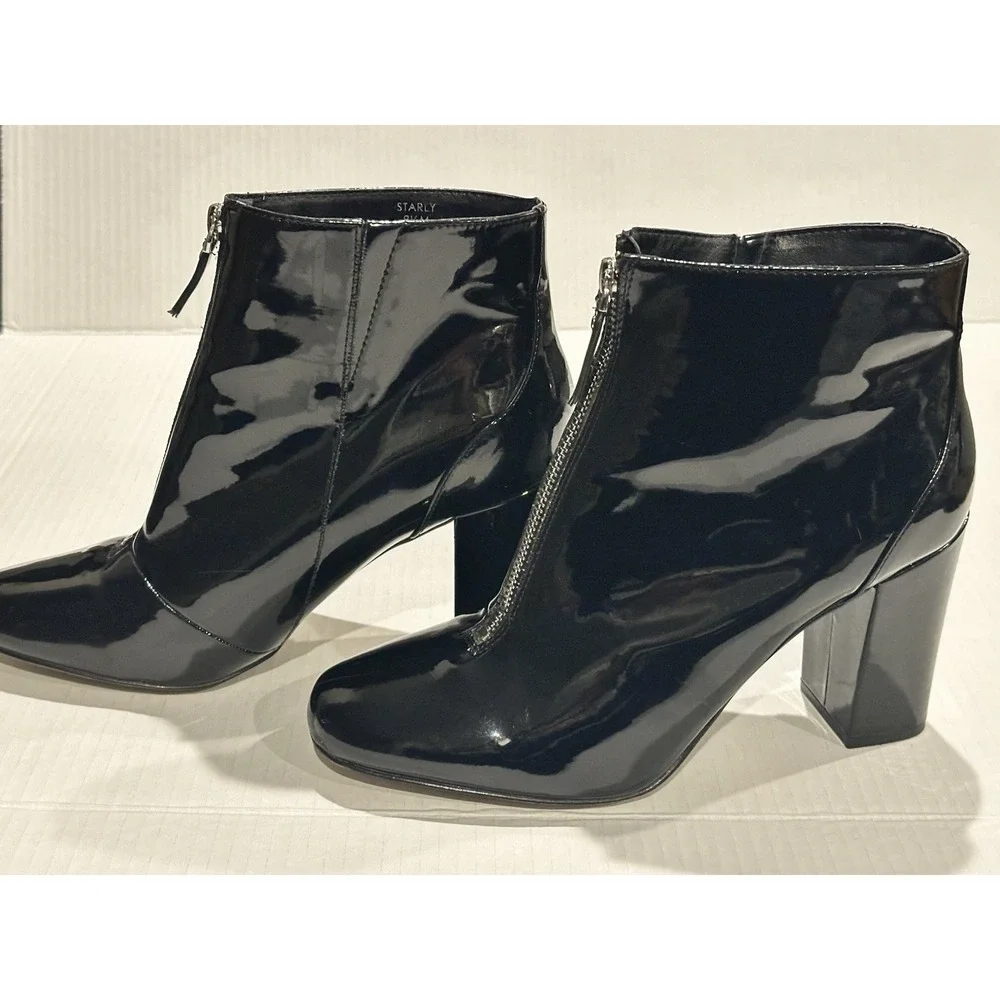 Tahari Black Patent Leather Ankle Boots Block Heel Front Zip Starly Size 9.5M
